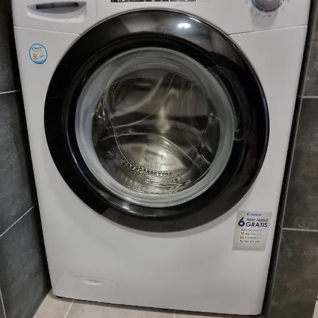 Sloneczny Apartament W Centrum Miasta Osiedle Sloneczne Radom Esterno foto